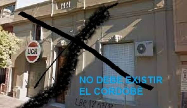 El poggismo dice que la UCR debe desaparecer porque no piensan como èl.La antidemocracia increìble