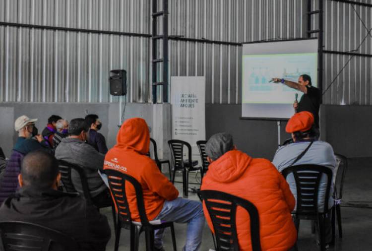 Capacitarán en productos fitosanitarios