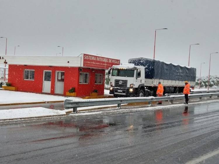 Control de carga: 372 multas en julio por exceso de peso