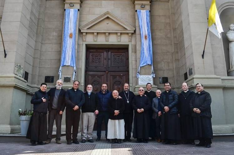 Apertura de  Frontera . Con Sacerdotes de la Ciudad  de Mercedes 