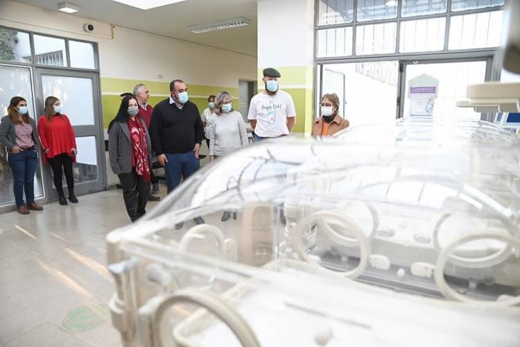 Ampliaron a 5 incubadoras más nuevas al Policlínico de Villa Mercedes.Frontera presente 