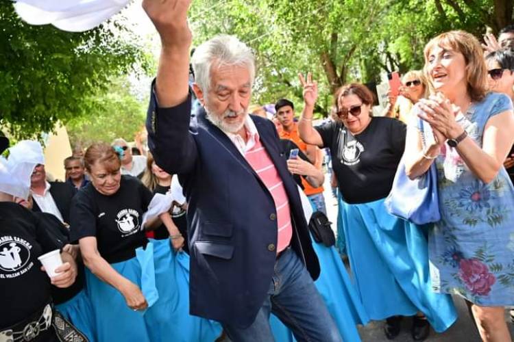 Alberto recorrió el interior de PUEYRREDON y dejó clara sus realizaciones . 