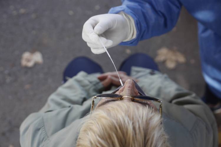 CORONAVIRUS: LOS CASOS SE TRIPLICARON EN MENOS DE 7 DÍAS