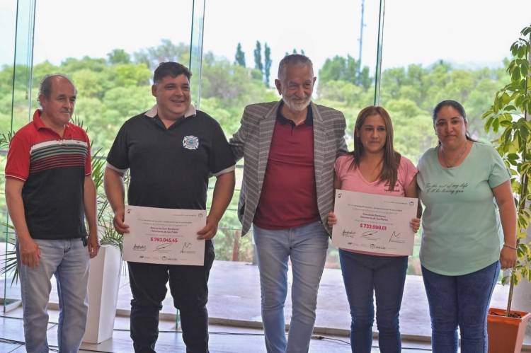 Fuerte apoyo a los Bomberos de la Provincia con aportes 