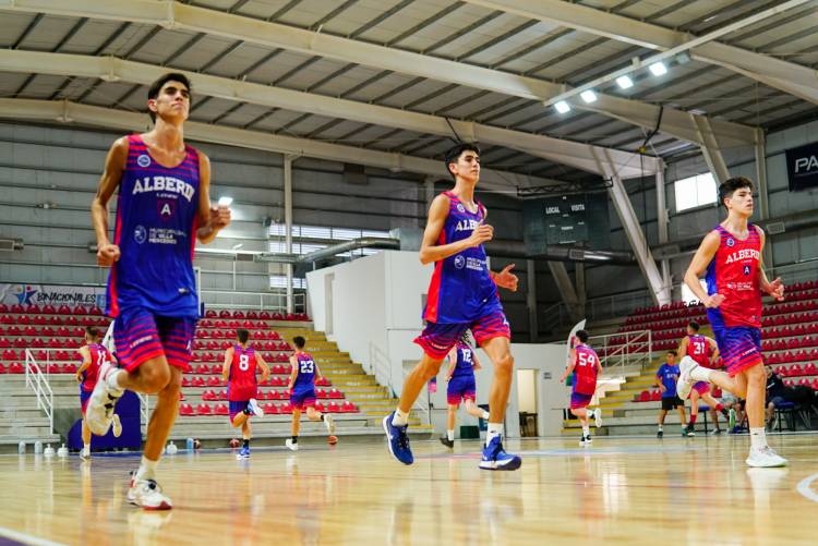 BÁSQUET: Alberdi comenzó su sueño Federal