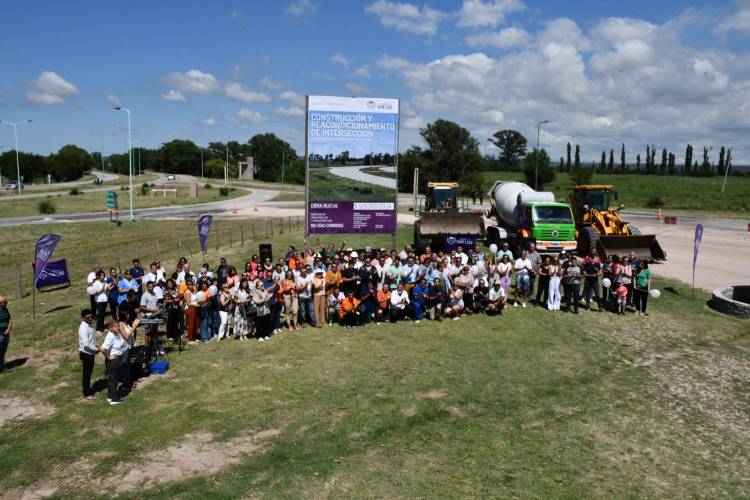 LA TOMA: La Provincia inició una nueva obra vial 