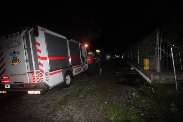 La noche triste de la Calle Angosta con un fallecido . Caos total con la piedra que destruyó la Ciudad 