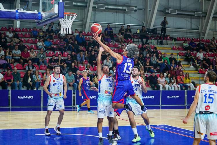 LIGA FEDERAL DE BÁSQUET: Alberdi cayó de local
