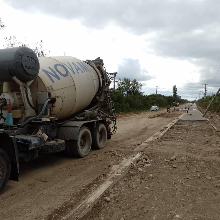 Merlo:la obra pavimento Cerro de Oro-Carpinteria avanza .Obras Provinciales que cambian la zona para siempre
