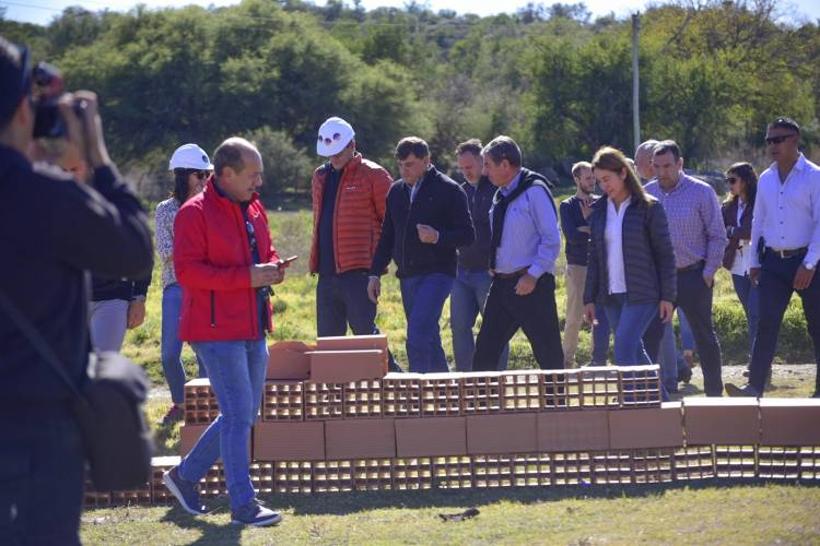 LAS CHACRAS: se viene un complejo deportivo y recreativo