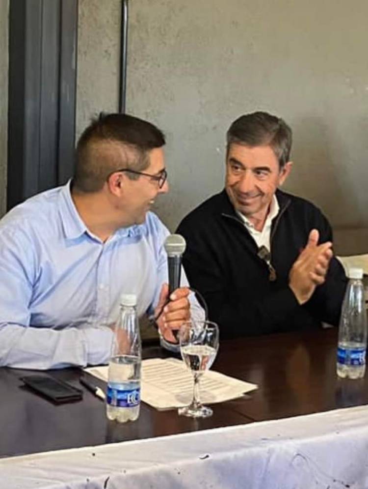 La hora de Ricky Chávez en Merlo.Desafiador nato motoriza al peronismo . Madurez política e ideas con críticas a la nada de hoy en la Villa