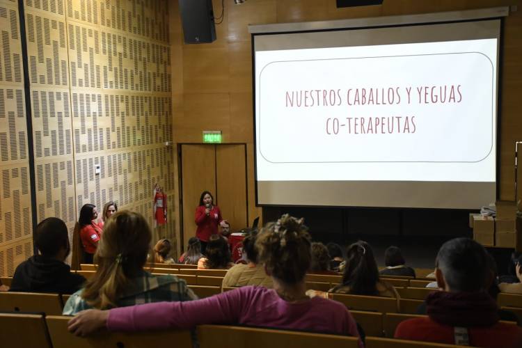 MERLO: charla informativa sobre el centro de equinoterapia