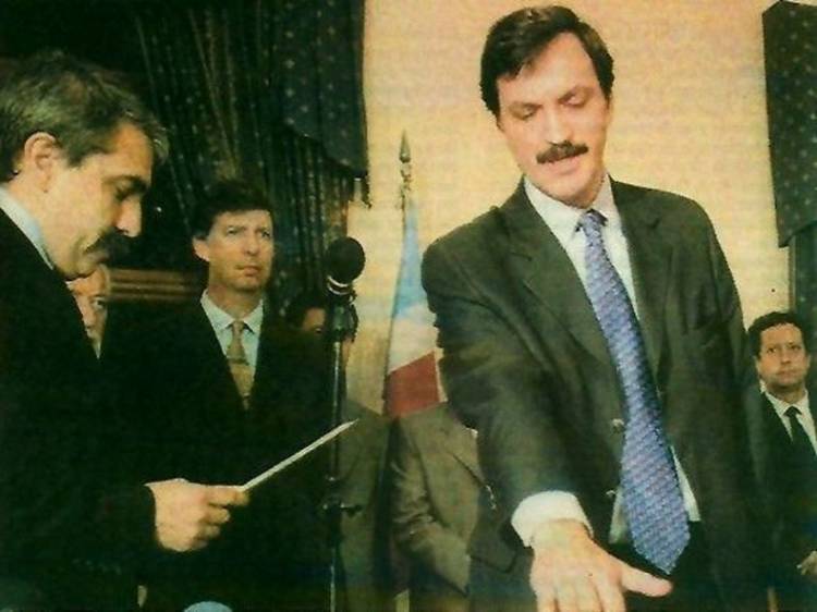 Un abogado K porteño para sumar más carga al Estado que no quieren que se cargue.Lanusse de candidato de De Narváez, de Massa a San Luis .