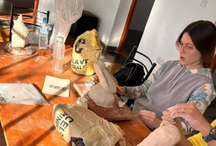 QUINES: comenzó el taller de modelado en arcilla 
