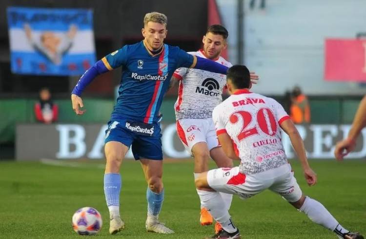 FÚTBOL: Triunfazo de Instituto con la “Legión Puntana”