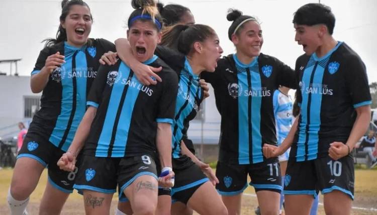 FÚTBOL FEMENINO: San Luis FC se afianza en la punta