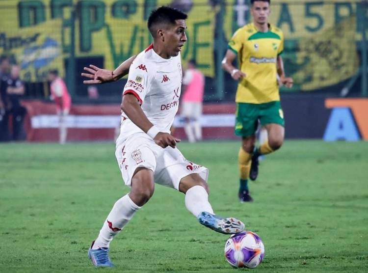 FÚTBOL: Jonás Acevedo es pretendido en Córdoba
