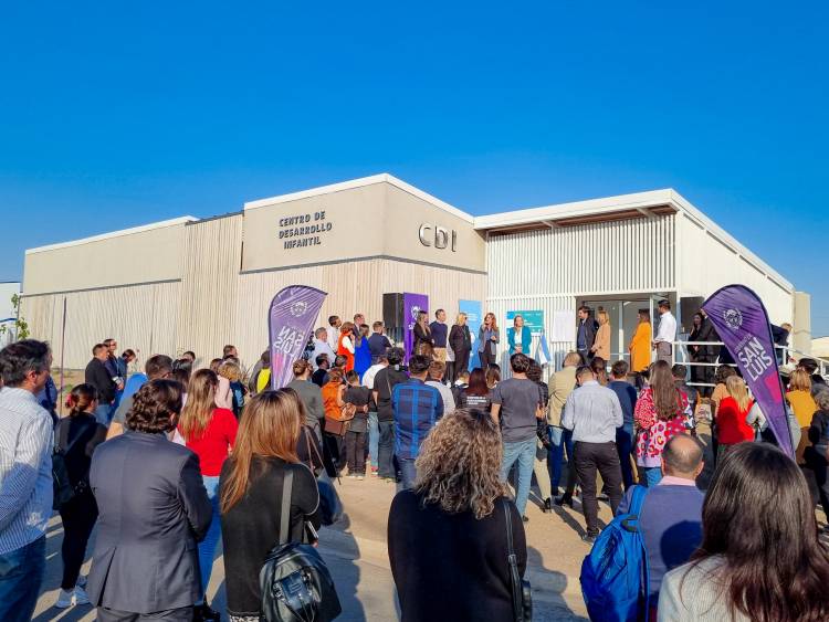  Inauguraron el Centro de Desarrollo Infantil “Tona Salino”