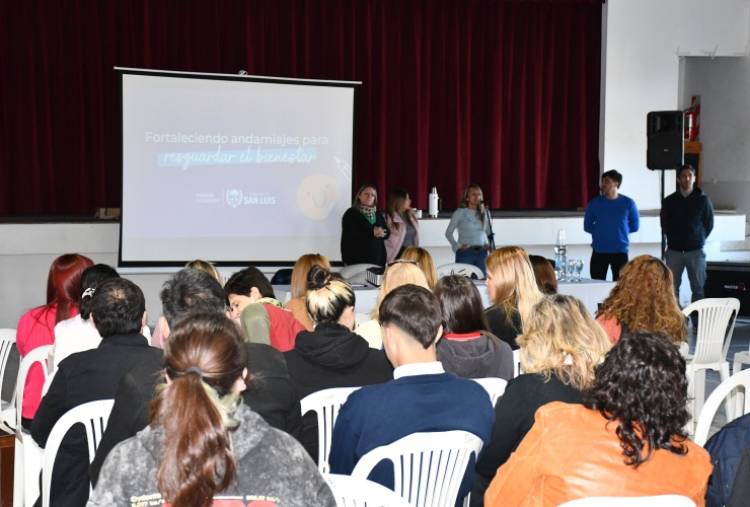 BUENA ESPERANZA: capacitación para el bienestar escolar