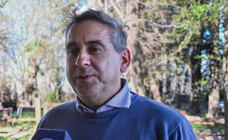 NUEVA GALIA: “Pitín” Moreyra junto a la familia municipal