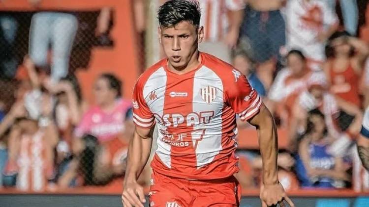 FÚTBOL: la rodilla de Enzo Roldán