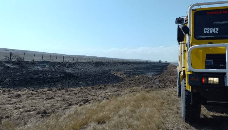 LA TOMA: Bomberos Voluntarios sofocaron un incendio 
