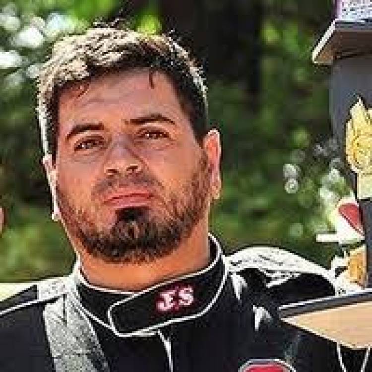 Tincho Bastías denuncia que Olivero dejó un desastre en La Punta, que obliga a declarar un emergencia económica inédita y que perjudica a los trabajadores.Ayala dejó al descubierto, el  caos que dejó su Jefe político 