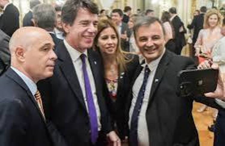 La interna Negri -Abdala ya está desatada .Negri quiere ser Gobernador y Abdala dice que LLA es de él.Pero la plata la puse yo para la campaña , replica Negri.