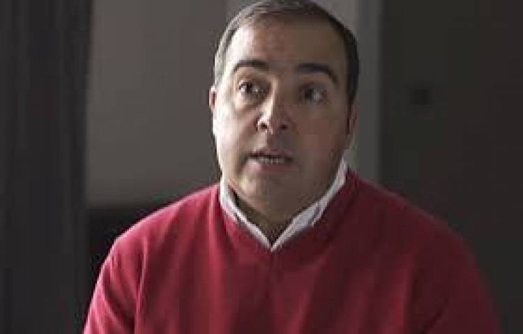 Adolfo, con Alfonso Vergés, le rodearía el nido a Bridger.Julio Gómez ya está ido .Griselda Quiroga irá a desarrollo