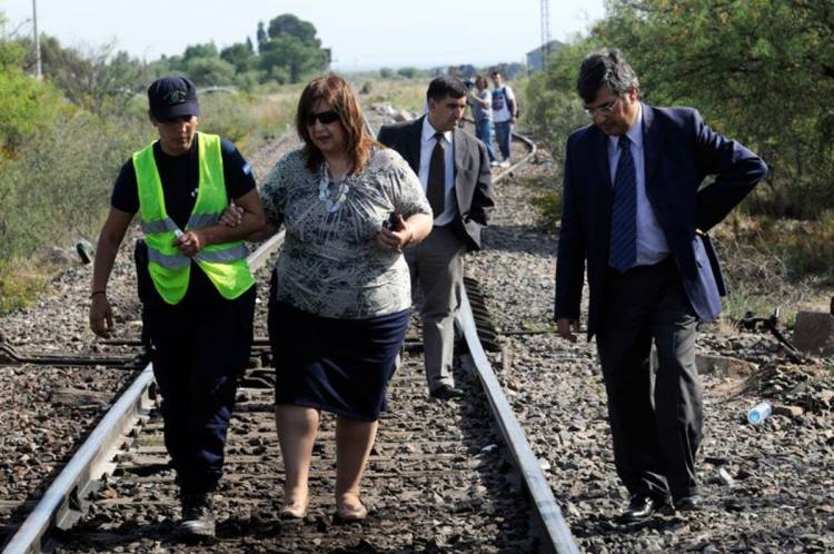 La ex Jueza Esley dice que la inseguridad se debe a la crisis económica..Dijo que Poggi es Gobernador más mileista y debe preguntarle a MILEI porque desfinancia a San Luis 