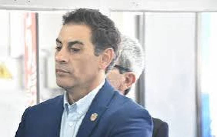 Hissa dejará todo el domingo sin agua al sur de la Ciudad.Verguenza es su gestión.La.inutilidad, disfrazada de mantenimiento,dice Andrés Russo 