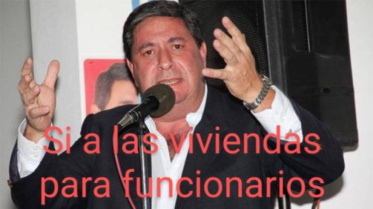 Pipo Rossi defiende las adjudicaciones a funcionarios.El morral más fuerte que las convicciones 