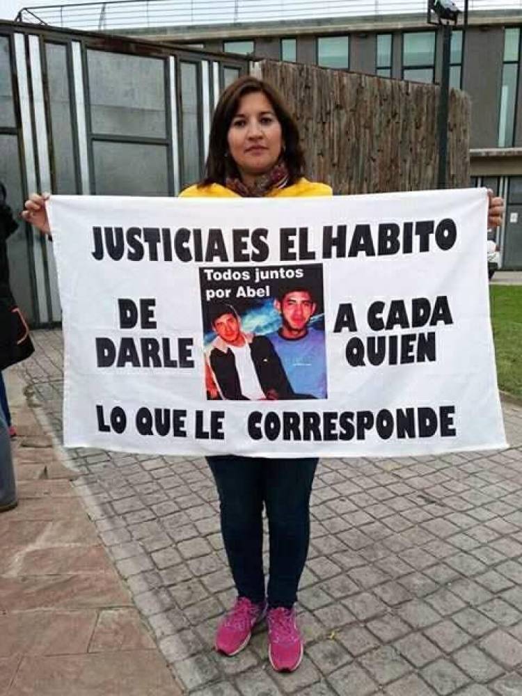 Abel Ortiz, una desaparición de 10 años,  que incomoda a Poggi y a Olivero.No vinieron a ninguna marcha y dejaron a sospechosos investigando .El espanto de que el Estado haya morado para otro lado 