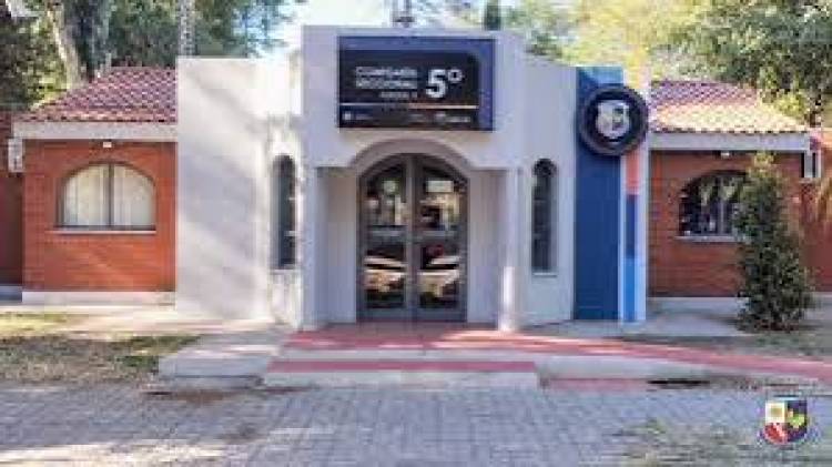 Policía mata a sus dos hijos en Koslay y es buscada por la fuerza .Terrible situación.Un sistema Policial que no va .