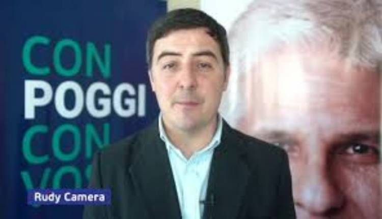 UPRO: una renuncia por sospechas que escandaliza de la Secretaria de Hacienda .El comedor hecho, en la sospecha .Son 300 millones 