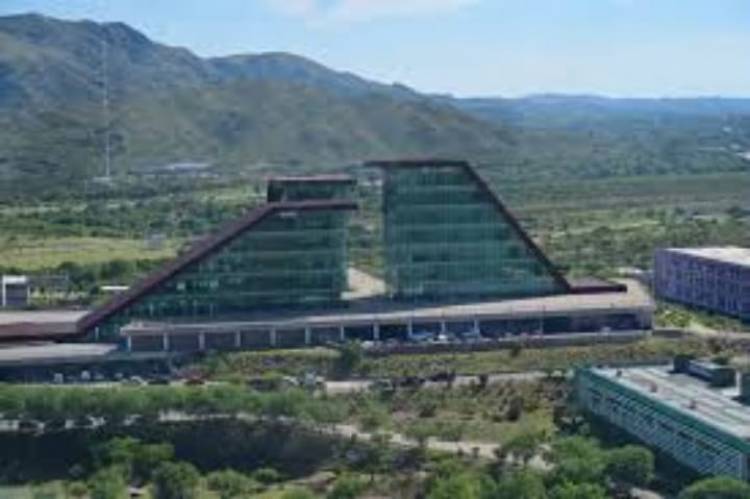 El Gobierno  de San Luis achicó la Coparticipación de 6 meses a 5, sin explicación . Desnaturalización de Presupuestos .Las dudas sobre la actualización sobre Censo 2022.EDESAL en la mira . Escenario de crisis .
