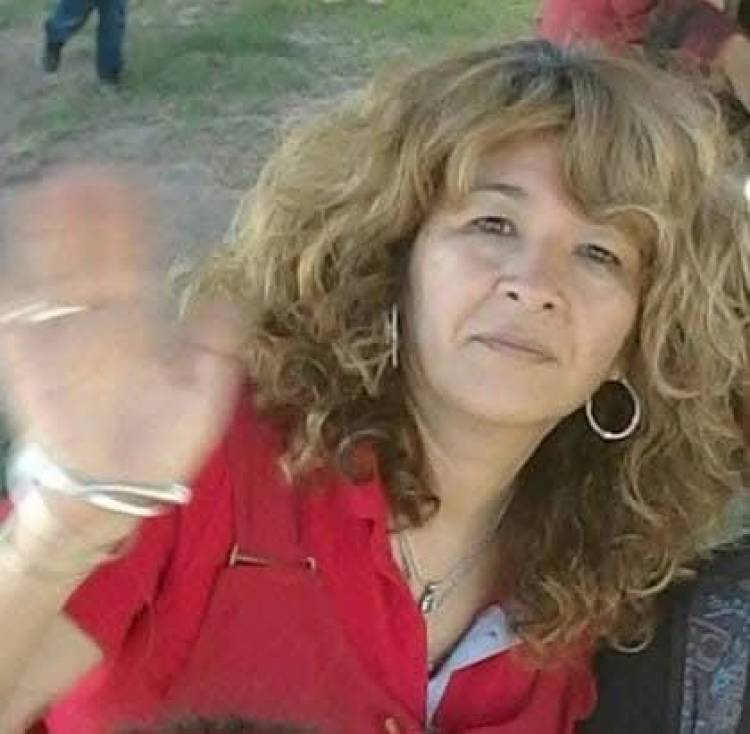 Mabi Becerra " parece que Poggi olvida que fue parte de 40 años sin paritarias .Solo sé, que  acrecentó la miseria salarial.