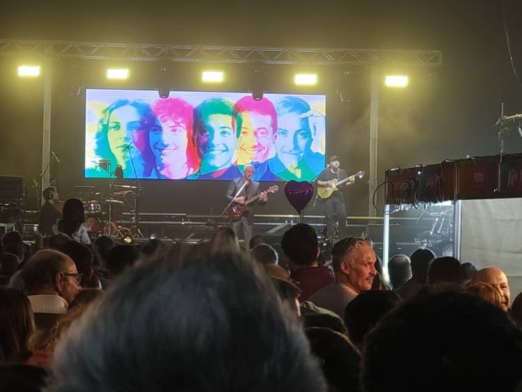 Merlo: él Radicalismo usó el microestadio que hizo él Alberto para la Fiesta de la Dulzura e impresionó.Poggi no FUE, porque no ha hecho nada en  Merlo.  