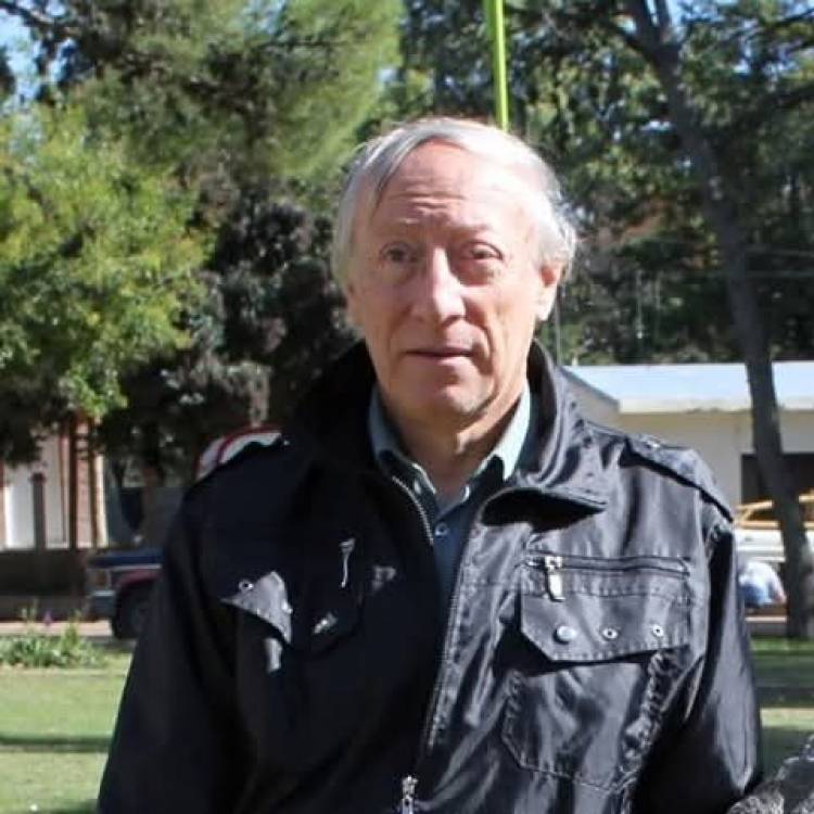 Quiroga Besso"Milei y sus propias torpezas. Manipulación del dólar ,  corrupción de un seudo liberal al que él pueblo le puede decir basta a sus agresiones .